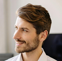 Retrato de Michael Brennan, CTO y líder en tecnología fintech y criptográfica